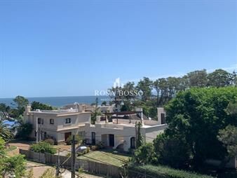 https://www.gallito.com.uy/lindo-apartamento-en-edificio-rinconada-del-mar-punta-ball-inmuebles-26168099