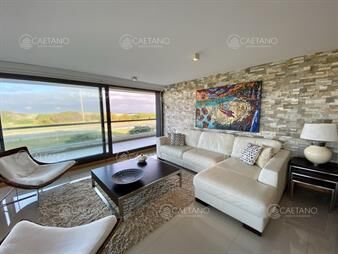 https://web5.gallito.com.uy/espectacular-apartamento-ubicado-en-la-brava-inmuebles-23974053