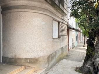 https://www.gallito.com.uy/casa-en-el-centro-de-san-carlos-a-2-cuadras-de-la-18-de-ju-inmuebles-26188143