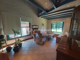 https://web5.gallito.com.uy/casa-en-mansa-5-dormitorios-inmuebles-23494133
