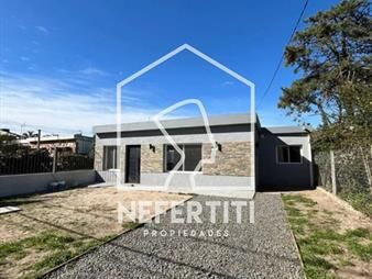 https://www.gallito.com.uy/venta-casa-en-ph-3-dormitorios-en-solymar-sur-inmuebles-26121649