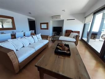 https://www.gallito.com.uy/apartamento-en-venta-de-2-dormitorios-en-terraza-de-la-lagu-inmuebles-26233815