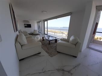 https://web5.gallito.com.uy/apartamento-en-mansa-4-dormitorios-y-parrillero-inmuebles-26228712