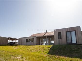 https://www.gallito.com.uy/casa-en-venta-de-4-dormitorios-en-pueblo-mio-punta-del-est-inmuebles-26242672