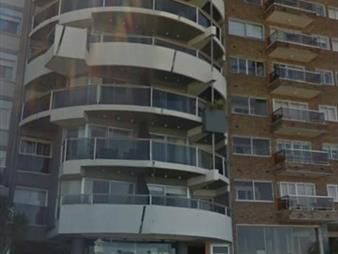 https://web5.gallito.com.uy/apartamento-rambla-republica-de-chile-y-colombes-1-dormi-inmuebles-21971629