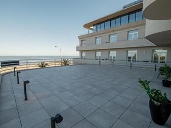 https://web5.gallito.com.uy/apartamento-sobre-la-rambla-de-carrasco-inmuebles-23630696