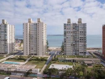 https://www.gallito.com.uy/apartamento-playa-brava-inmuebles-24852068