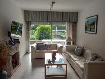 https://www.gallito.com.uy/departamento-cantegril-inmuebles-26172912