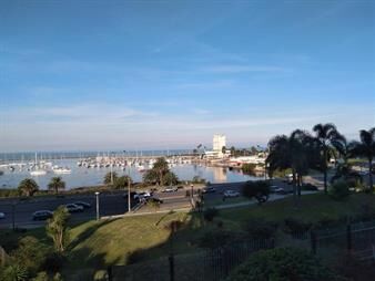 https://www.gallito.com.uy/apartamento-puerto-del-buceo-140-m2-4-dormitorios-pisc-inmuebles-25735585