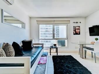 https://www.gallito.com.uy/venta-apartamento-en-peninsula-de-1-dormitorio-punta-del-es-inmuebles-25892395