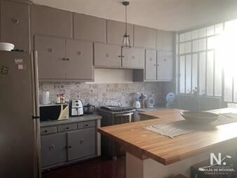 https://web5.gallito.com.uy/casa-de-3-dormitorios-sobre-av-garibaldi-inmuebles-23505509