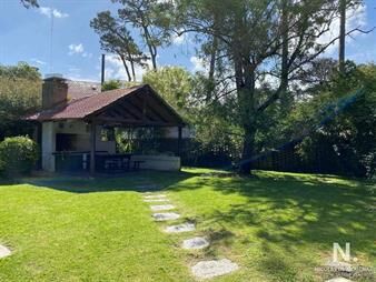 https://web5.gallito.com.uy/vende-casa-de-3-dormitorios-con-piscina-y-parrillero-en-pu-inmuebles-25686515