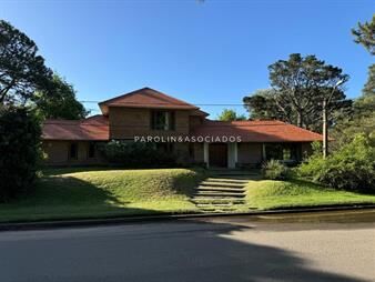 https://web5.gallito.com.uy/casa-en-venta-de-4-dormitorios-en-golf-punta-del-este-inmuebles-24547760