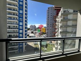 https://web5.gallito.com.uy/excelente-apartamento-a-estrenar-sin-muebles-punta-del-este-inmuebles-26140075