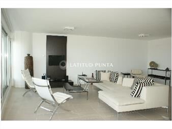https://web5.gallito.com.uy/apartamento-en-le-parc-3-suites-mas-dependencia-inmuebles-20693620