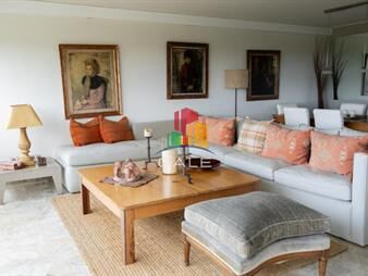 https://web5.gallito.com.uy/hermoso-y-amplio-apartamento-frente-al-mar-inmuebles-26269524