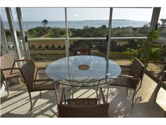https://www.gallito.com.uy/divino-impecable-con-servicios-inmuebles-26150707