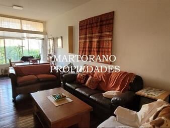 https://web5.gallito.com.uy/casa-padron-unico-con-4-dorm-3-baños-fondo-y-cochera-inmuebles-26084791