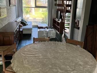 https://web5.gallito.com.uy/departamento-estilo-casa-en-muy-lindo-complejo-inmuebles-24162597