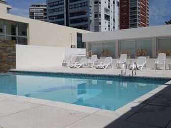 https://web5.gallito.com.uy/comodo-y-moderno-apartamento-en-venta-en-peninsula-punt-inmuebles-24402367