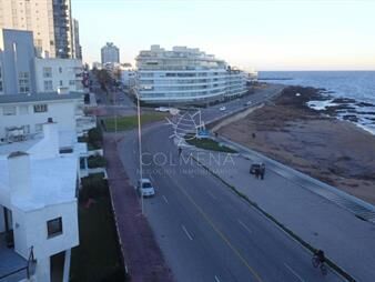 https://web5.gallito.com.uy/casa-en-peninsula-a-metros-de-la-playa-de-los-ingleses-inmuebles-26284548