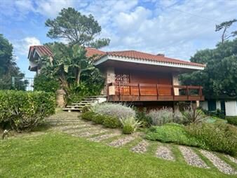 https://web5.gallito.com.uy/casa-en-la-mansaa-150-metros-inmuebles-24053036