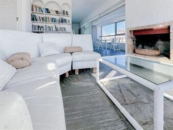 https://web5.gallito.com.uy/penthouse-en-venta-en-peninsula-3-dormitorios-3-baños-g-inmuebles-26237902