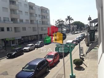 https://web5.gallito.com.uy/comodo-y-amplio-apartamento-en-peninsula-inmuebles-23308362