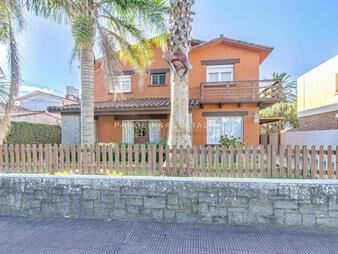 https://web5.gallito.com.uy/casa-de-6-dormitorios-en-penã­nsula-punta-del-este-inmuebles-24674009