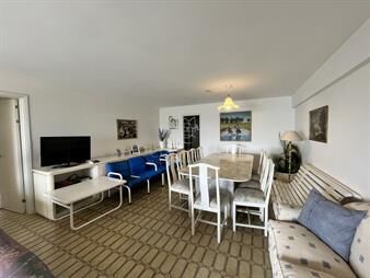 https://web5.gallito.com.uy/apartamento-en-peninsula-3-dormitorios-inmuebles-26096694
