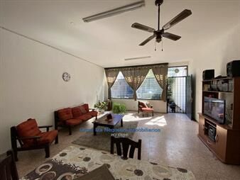 https://www.gallito.com.uy/venta-casa-brazo-oriental-3-dormitorios-inmuebles-25088690
