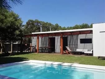 https://www.gallito.com.uy/casa-de-2-dormitorios-con-piscina-en-punta-ballena-inmuebles-26325652
