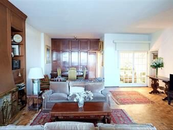 https://web5.gallito.com.uy/apartamento-4-dormitorios-inmuebles-26340653