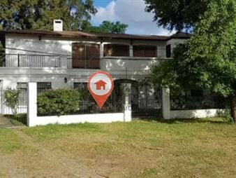 https://web5.gallito.com.uy/hermosa-casa-en-aires-puros-4-dormitorios-excelente-estado-inmuebles-26340861