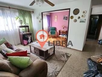 https://web5.gallito.com.uy/venta-apartamento-3-dormitorios-malvin-norte-excelente-est-inmuebles-23338126