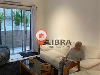 https://web5.gallito.com.uy/apartamento-totalmente-renovado-ciudad-vieja-con-terraza-inmuebles-22476123