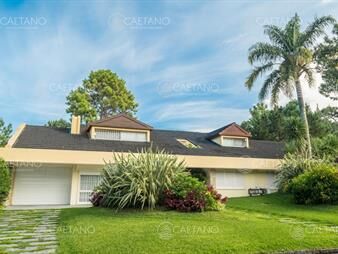 https://web5.gallito.com.uy/alquiler-anual-casa-6-dormitorios-playa-mansa-punta-del-est-inmuebles-23262014