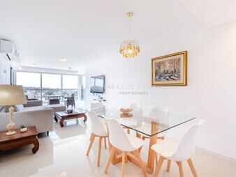 https://web5.gallito.com.uy/apartamento-en-venta-de-2-dormitorios-en-look-brava-tower-inmuebles-26340248