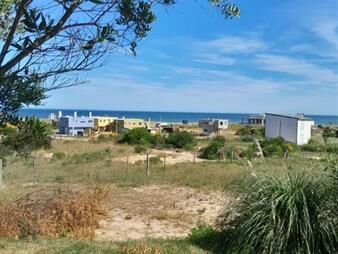 https://www.gallito.com.uy/terreno-en-barra-de-portezuelo-inmuebles-26380331