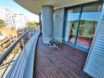 https://web5.gallito.com.uy/apartamento-en-venta-de-3-dormitorios-en-torre-tressesenta-inmuebles-26385365