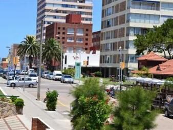 https://www.gallito.com.uy/apartamento-peninsula-inmuebles-24852106