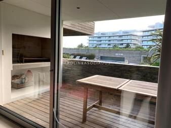 https://web5.gallito.com.uy/apartamento-en-venta-de-3-dormitorios-en-brava-28-punta-de-inmuebles-24107450