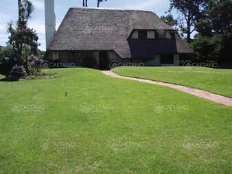 https://web5.gallito.com.uy/venta-casa-4-dormitorios-en-punta-del-este-playa-mansa-inmuebles-25910949