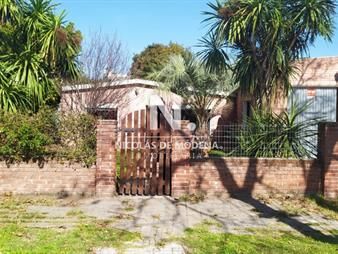 https://www.gallito.com.uy/casa-en-venta-maldonado-a-pasos-del-centro-excelente-ori-inmuebles-24987255
