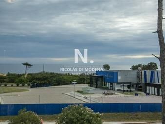 https://web5.gallito.com.uy/departamento-en-venta-en-playa-mansa-a-100-mts-del-mar-4-s-inmuebles-25041609