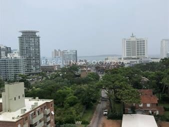 https://web5.gallito.com.uy/apartamento-en-venta-de-1-dormitorio-en-punta-del-este-inmuebles-24245596