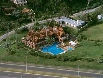 https://web5.gallito.com.uy/casa-en-venta-de-7-dormitorios-en-pinares-punta-del-este-inmuebles-16906081