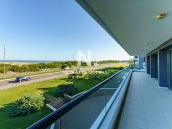 https://web5.gallito.com.uy/apartamento-de-3-dormitorios-en-brava-punta-del-este-inmuebles-24994193