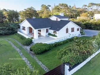 https://web5.gallito.com.uy/espectacular-playa-mansa-inmuebles-25368347