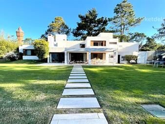 https://web5.gallito.com.uy/barrio-golf-inmuebles-26458436